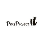 בלוגו כתוב "PetsProject", הכולל צלליות של חתול וכלב יושבים זה לצד זה.